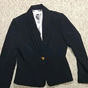 Tahari long sleeved jacket
